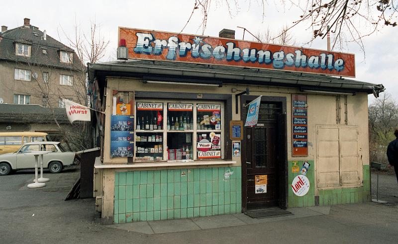 Dresden-Pieschen, Trachenberger Platz, 20.3.1995 (1).jpg